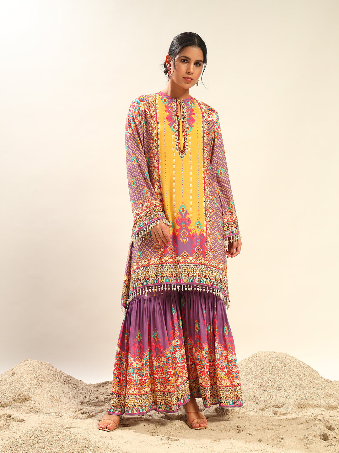 AZAI (Two piece set)